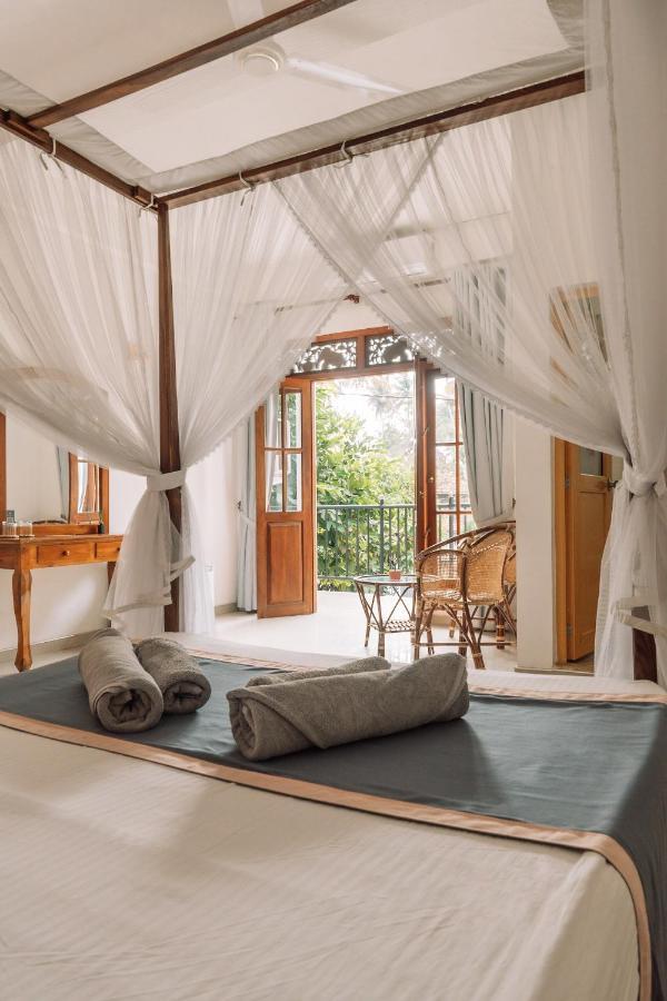 Rise - Bed & Breakfast Weligama Exterior foto